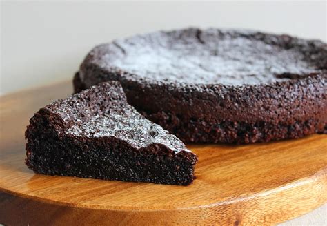 flourless belgian chocolate cake